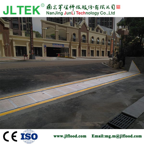 Factory Outlets Water Activated Flood Barrier For Building -
 Embedded flood barrier Hm4e-0009C – JunLi