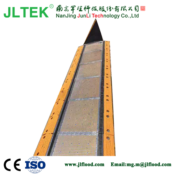 Chinese Professional Flood Gate Barrier - Embedded flood barrier for garage – JunLi detail pictures